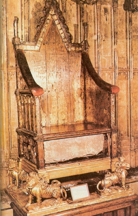 Empty-Throne
